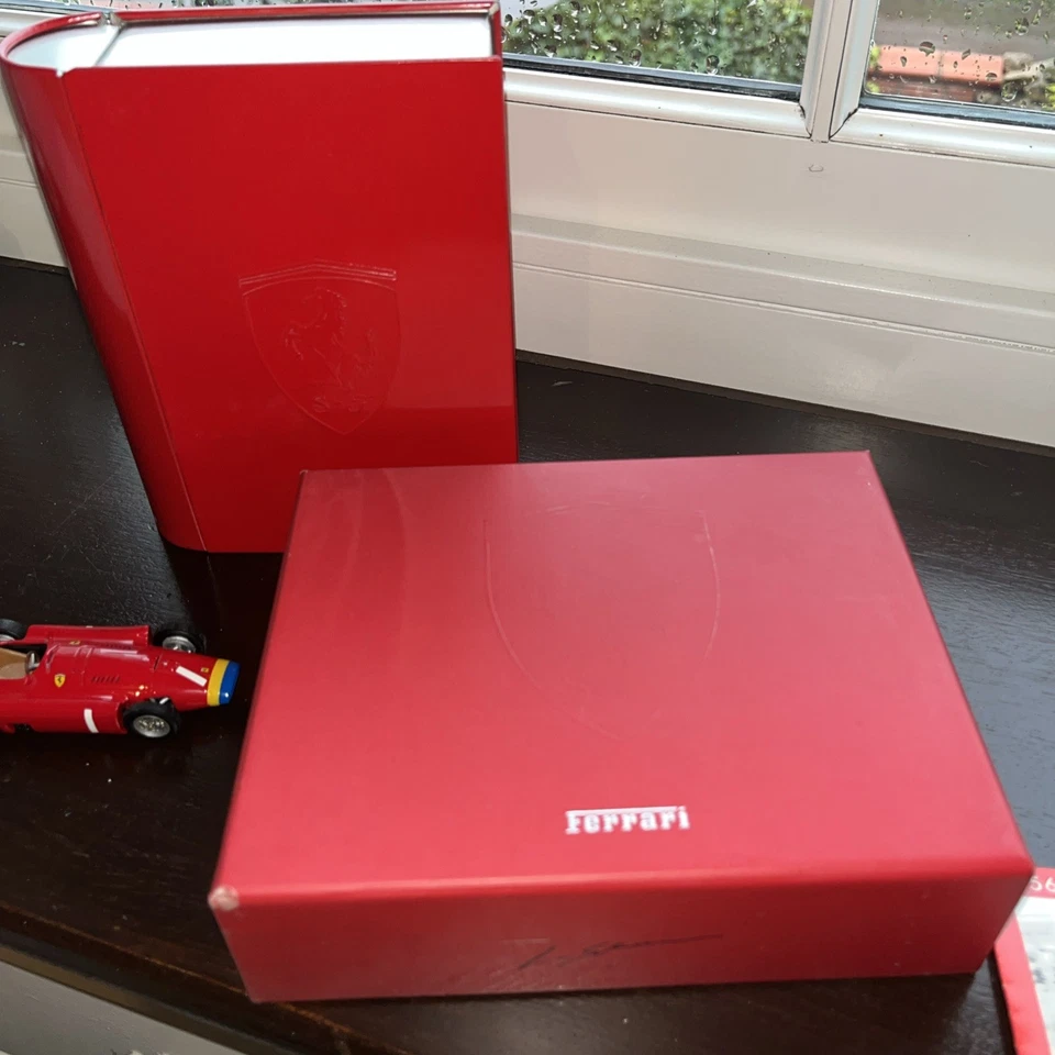 Hot Wheels F1 1/43 Scale Diecast SF01/56 - 1956 Ferrari D50 #1 - JM.Fangio - Image 3 of 4