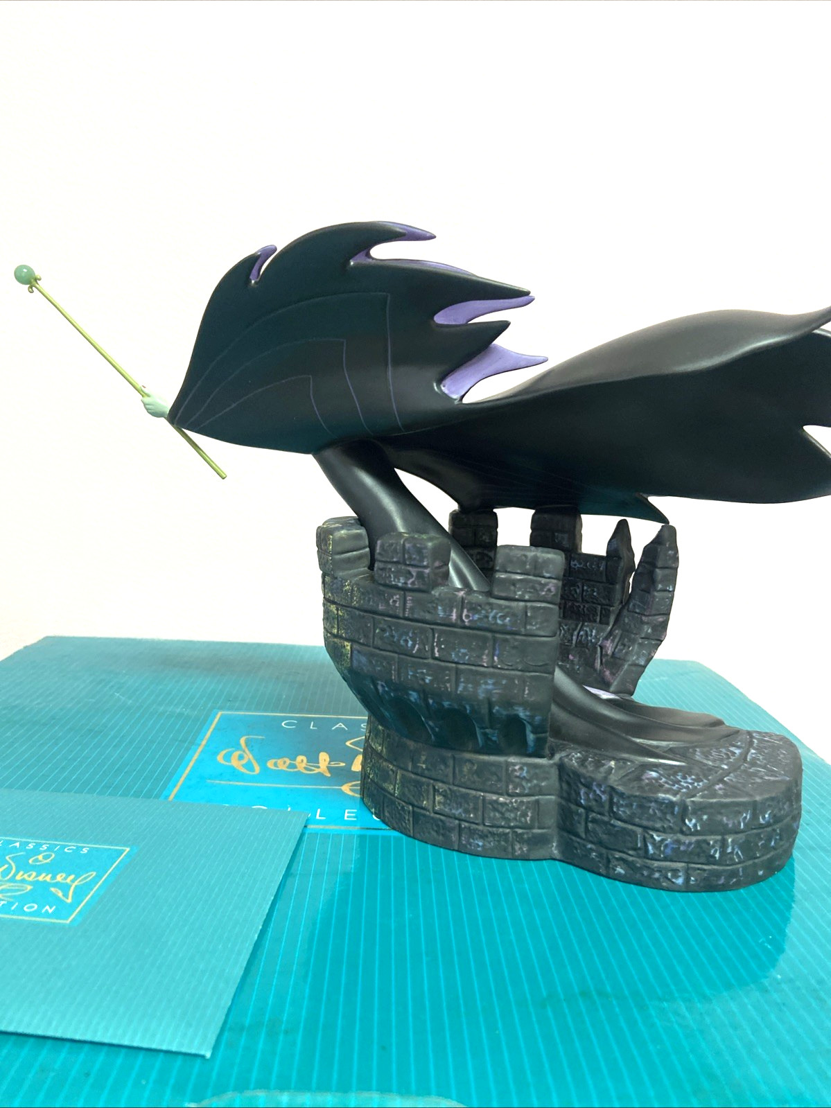 WALT DISNEY CLASSIC COLLECTION- MALEFICENT- 'MISTRESS OF ALL EVIL'- Pleas read