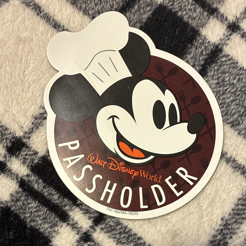 Chef Mickey Annual Passholder Magnet