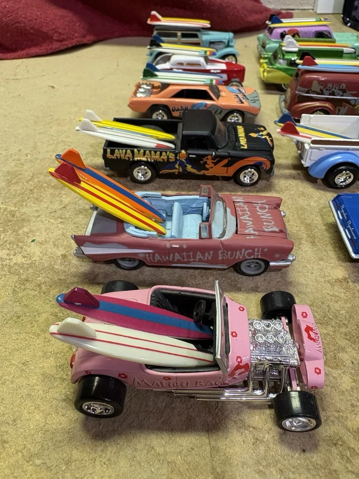 LOT OF 26 Johnny Lightning Surf Rods NEW WITHOUT PACKAGING VW, FORD, CHEVY,DODGE - Image 2 of 4