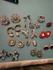 Vintage and Modern Costume Jewelry Earrings!lot 494