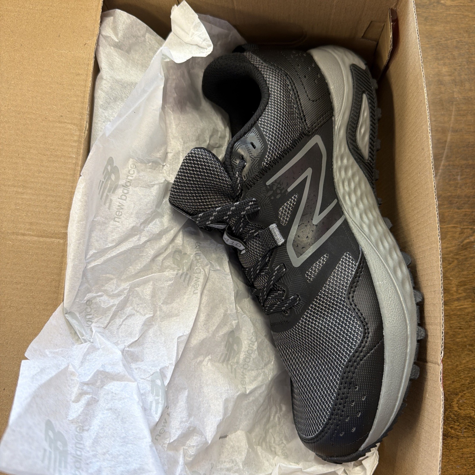 NEW MEN&rsquo;S NEW BALANCE 410V8 (410 V8) TRAIL RUNNING SHOES! 