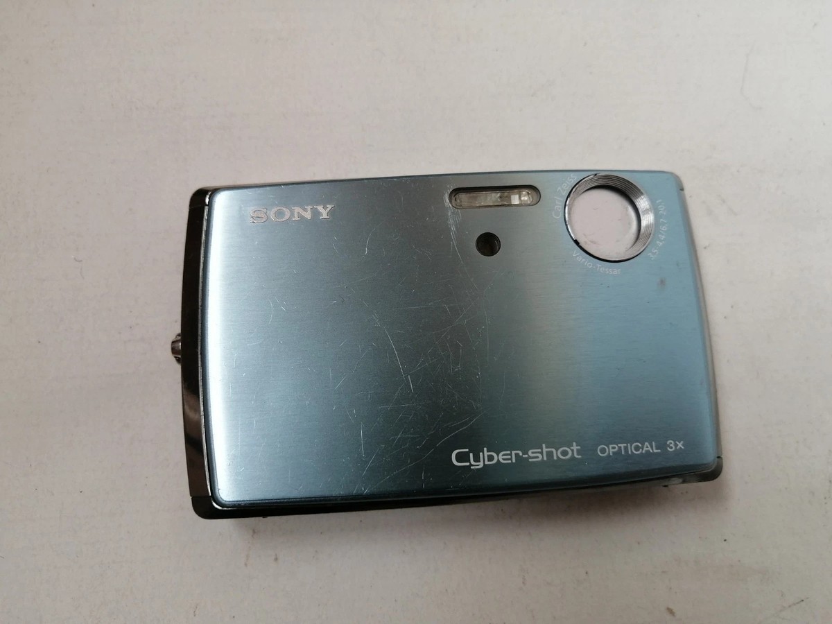 Sony CyberShot DSC-T33 5MP 3x Optical Zoom CCD Digital Camera 