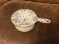 Hand Painted Tea Strainer Gold Pink And Red Roses Excellent Condition