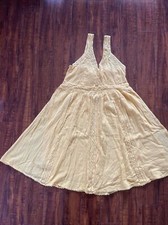 Women’s Size 3x Dress Diva collection Yellow Lace Straps