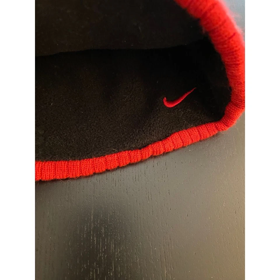 耐克 Georgia Bulldogs UGA Dawgs Youth 8/20 红色针织帽 NCAA SEC 足球 — 第 3/4 张图片