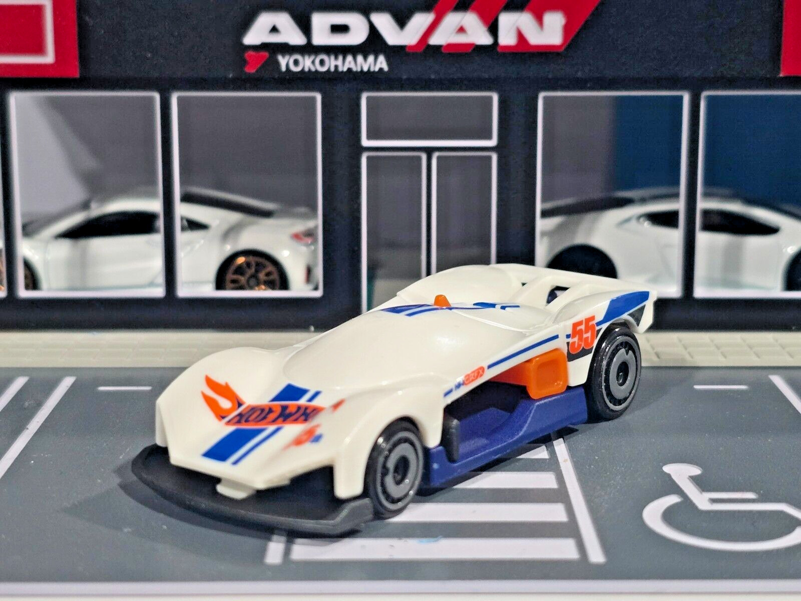 💎 2023 Hot Wheels HW 55 Race Team 1/5 Turbine Sublime White