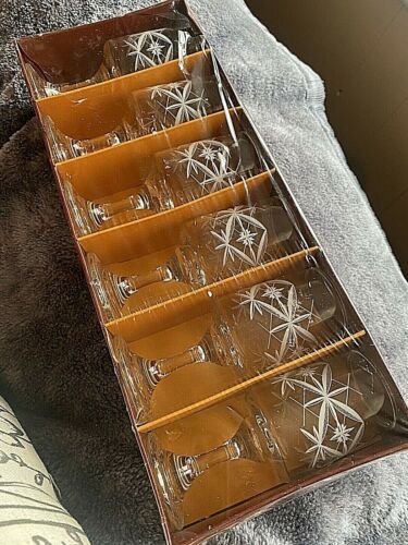 6 Vintage Chesterfield Etched Wine Sherry Port Shot Glasses 11 Cm Tall - Picture 1 of 8