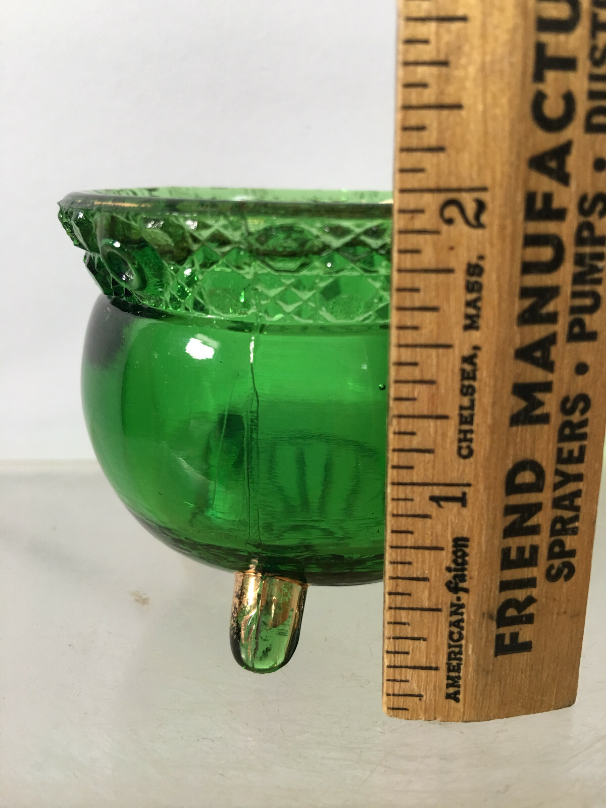 Souvenir Pennsburg PA Etch Green Glass Gold Trim Kettle Caldron