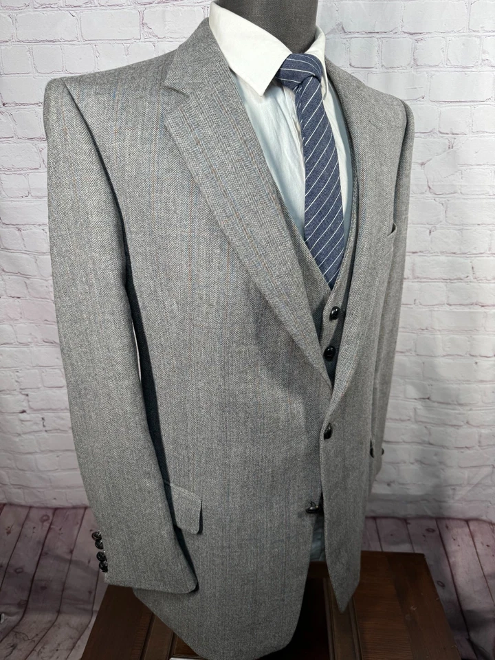 Botany 500 Mens Gray HERRINGBONE Wool 3 Piece VEST Suit 42L Jacket 38x35 Pant - Image 4 of 4
