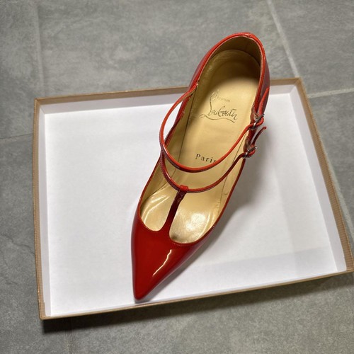 Christian Louboutin Red Patent Leather High Heels 7.5 US/37.5 EU, Box Included - Picture 11 of 16