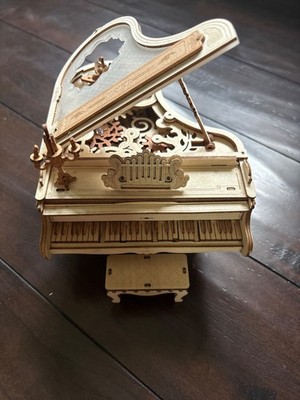 Assembled ROKR Magic Piano Mechanical Music Box AMK81 - Built & Functional