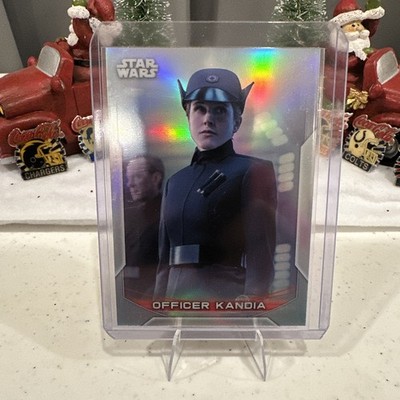 2020 Star Wars Chrome Perspectives Base Refractor #43-F Officer Kandia