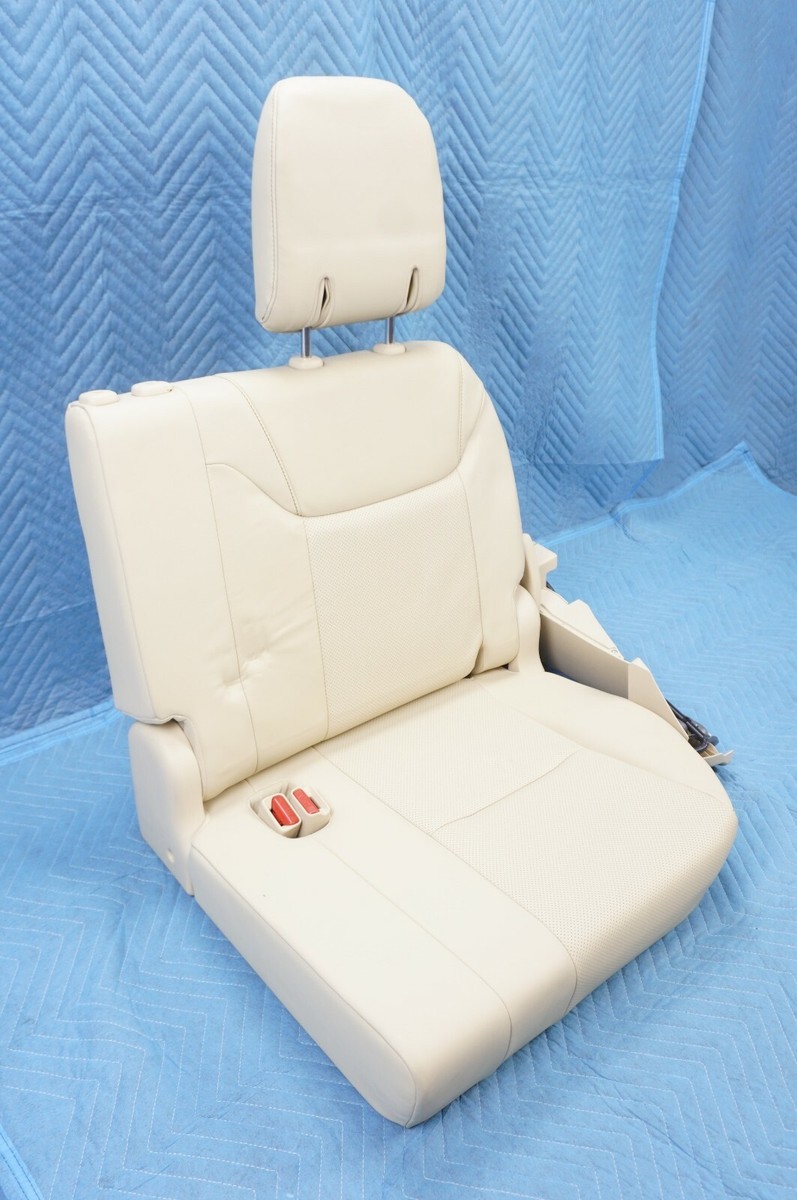 Lexus LX570 Rear 3rd Row Seat Driver Side 2008-2015 Ivory: LL02 Lexus LX570 Rear 3rd Row Seat Driver Side 2008-2015 Ivory: LL02