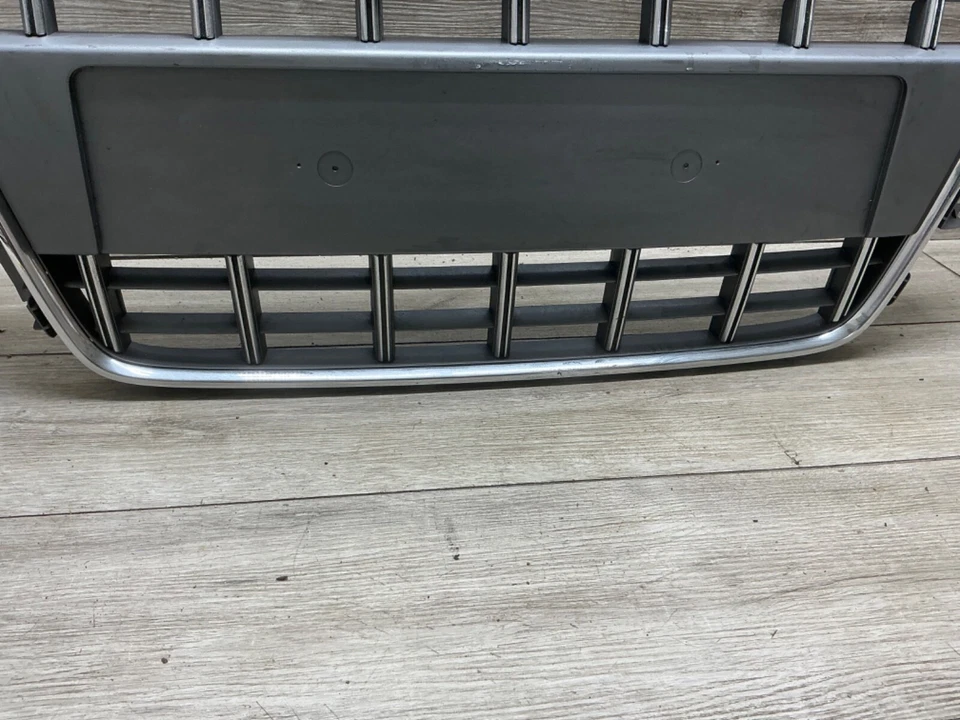 2010-2011-2012- Audi S5 Front Bumper Grille Upper OEM 8T0853651F - Image 2 of 4