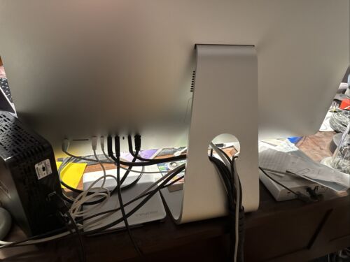 Apple iMac 27" Retina 5K 2017 3.4GHz Quad-Core Intel Core i5 8GB RAM 1TB Fusion - Picture 4 of 4