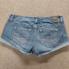 American Eagle Stretch Denim Shorts Womens Size 2 with Pink Embroidery 2" Inseam