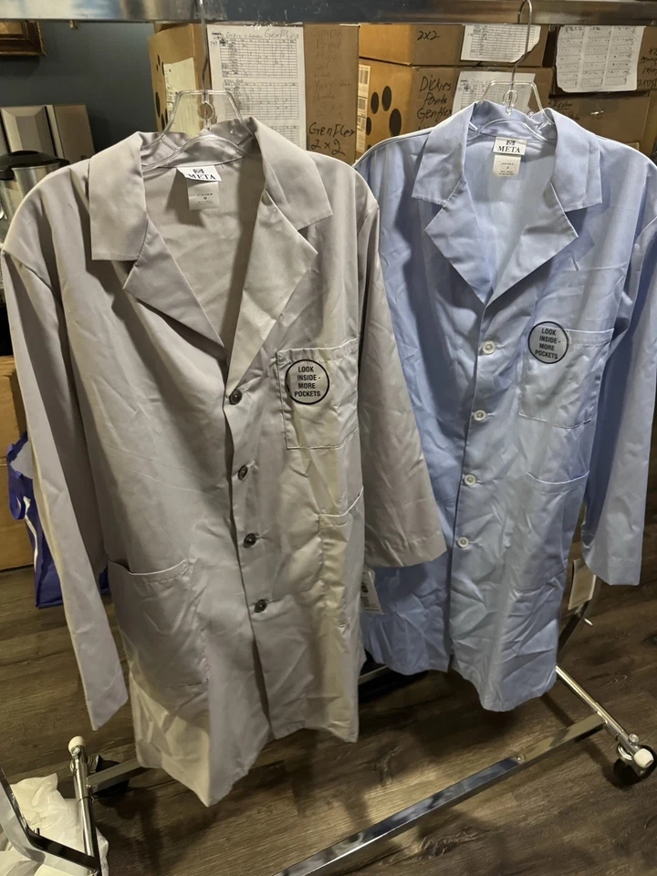 Abrigo META Unsex azul cielo. Pequeño Foto 4 de 4