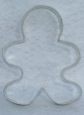 VINTAGE METAL CHRISTMAS GINGER BREAD MAN COOKIE CUTTER