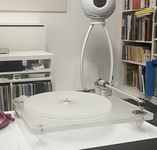 Clearaudio Emotion halbtransparentes Chassis