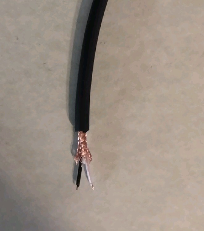 MICROPHONE CABLE  NOISELESS SHIELDED 2 COND HEAVY COPPER BRAID BALANCED 500FT