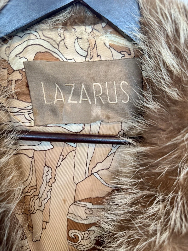 Abrigo de cuero y piel Lázaro vintage de los años 70 cuello mapache paneles de rata almizclera con cinturón Foto 4 de 4