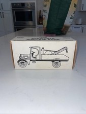 NIB Kenworth Coastal Ertl 1925 Diecast Wrecker Tow Truck Metal Bank No 3 1995
