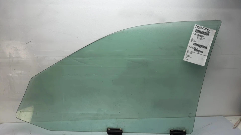 97 DODGE INTREPID Front Door Glass/window Dodge Right - Image 2 of 4