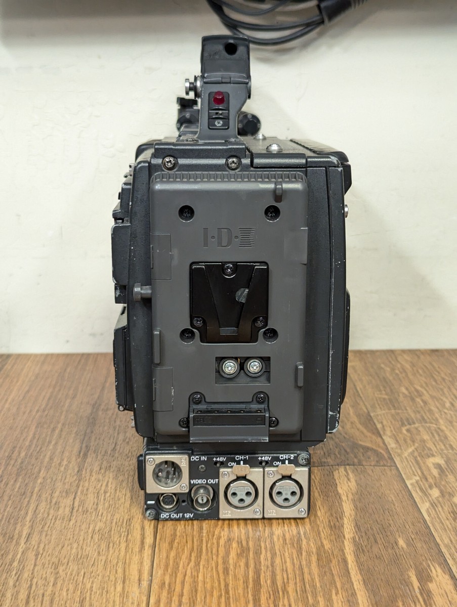 Sony Betacam SP BVW-D600 Camcorder; untested; no lens, no
