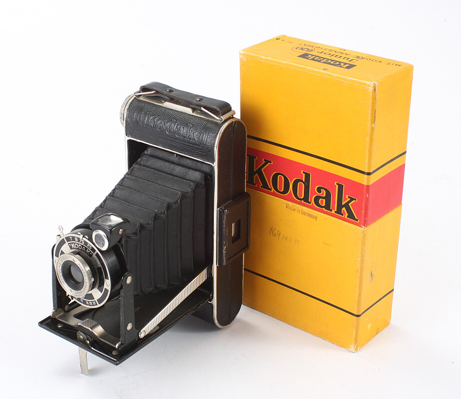 KODAK AG JUNIOR 620, 105/8.8 K.A. (STRONG HAZE), BOXED/cks