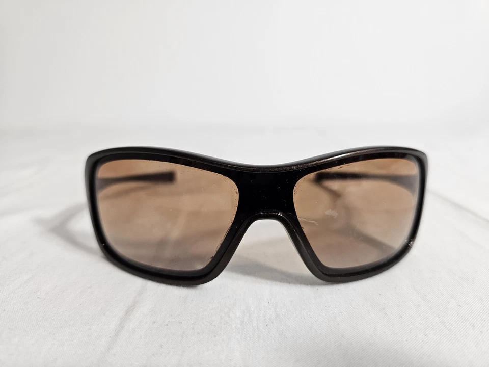 Oakley Sunglasses Break Up Brown/Burgandy Square Frames with Brown Lenses - Image 2 of 4