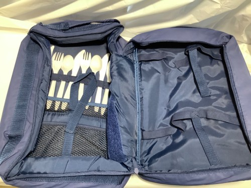 Tupperware Insulated Picnic Backpack Navy Blue NIP - Picture 7 of 15
