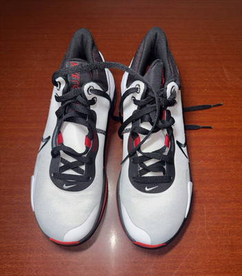 Nike Men's Low Top Sneaker White Black Red Lace Up Textile Upper Rubber Sole
