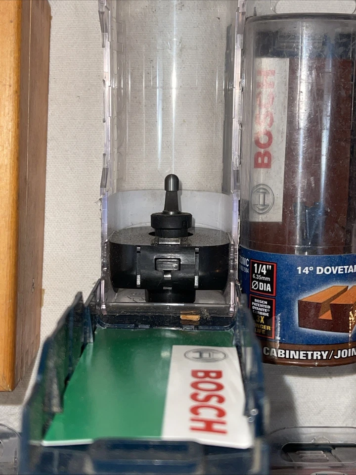 Lot Of (11) Router Bits - Bosch & More! W/ Cases - Image 4 of 4