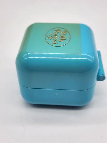 Polly Pocket Vintage 1991 Polly's Dinnertime Ring & Ring Case Bluebird COMPLETE - Picture 14 of 15