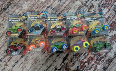  Monster Jam 2026 Series 45 COMPLETE SET 10 TRUCKS