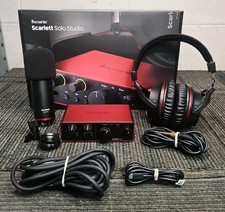 Focusrite SH-450 Scarlett Solo Studio 4th Gen Recording Interface