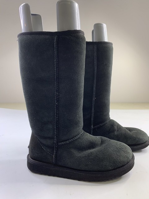 ugg robbie black