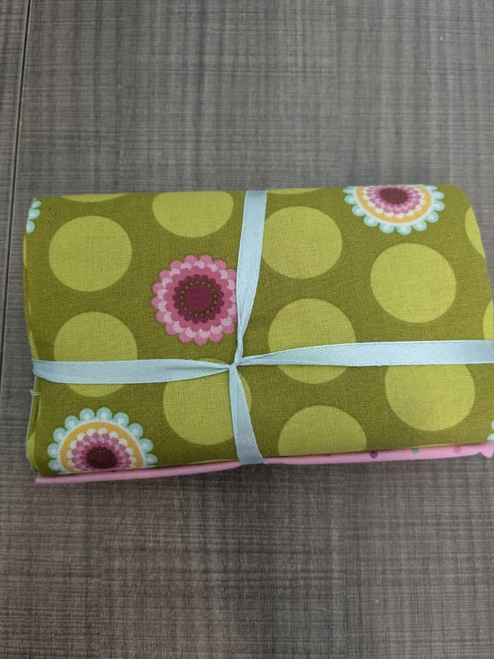 Stax Fat Quarter Bundle, 5 Pieces, Geometric-Theme, 100% Cotton, P05 - Image 2 of 3