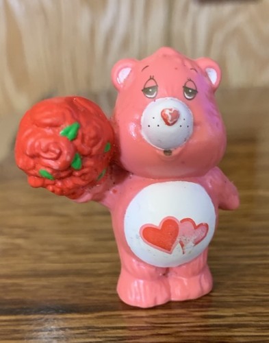 Care Bears Love-A-Lot Bear W/ Bunch Of Roses Mini 2” PVC Figure 1983 Vintage