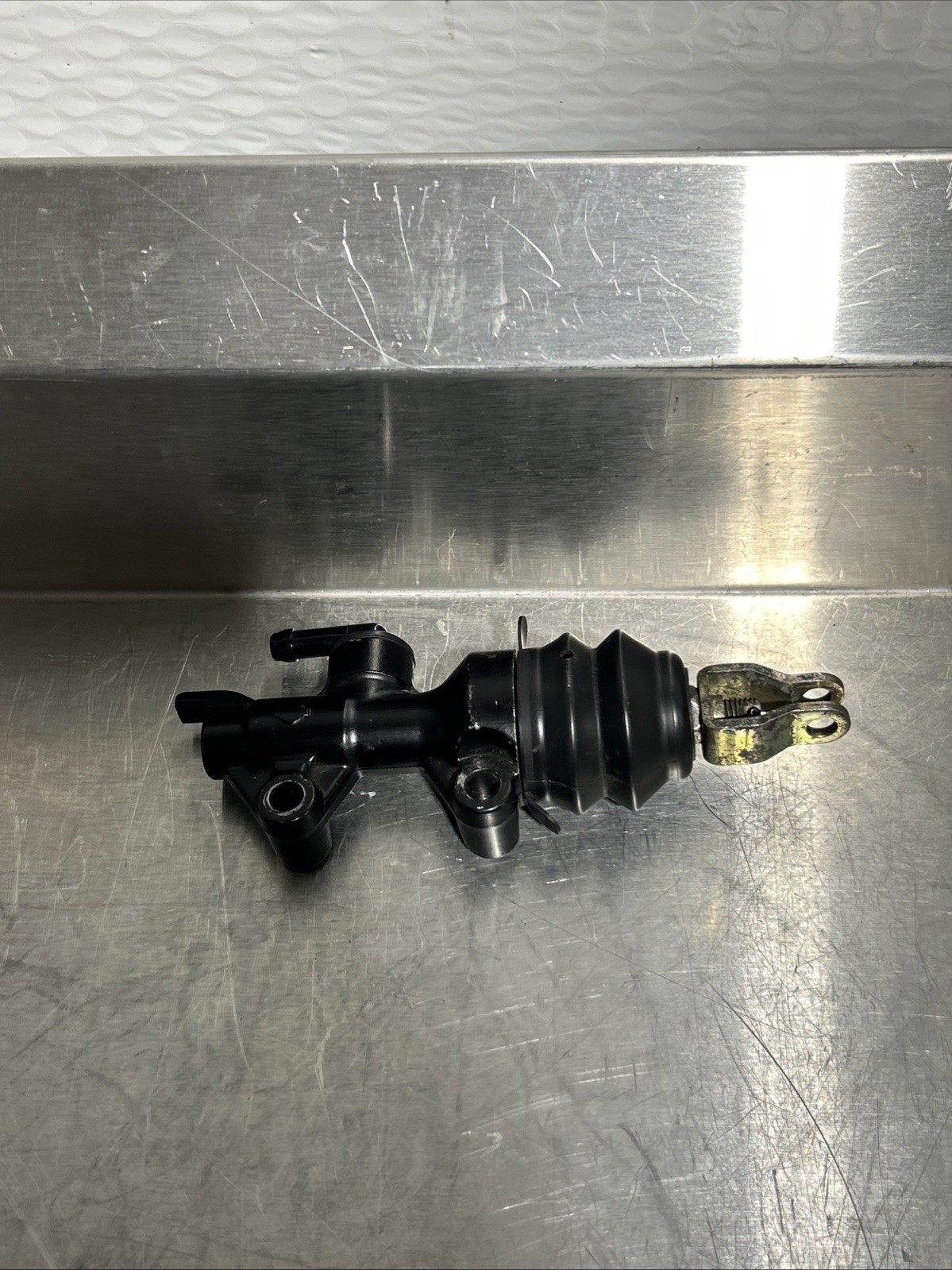 2004 - 2013 Harley Sportster XL883 XL1200 OEM Rear Brake Master Cylinder H21