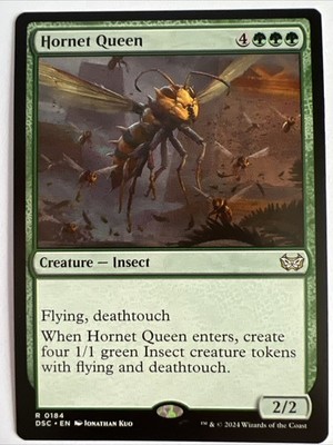 Hornet Queen 184 Commander: Duskmourn: House of Horror Regular