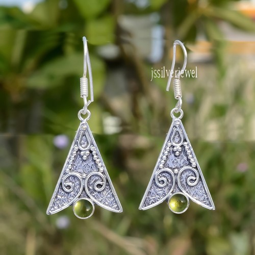 Apple Green Peridot Gemstone 925 Sterling Silver Earring Jewelry Gift For Women - Picture 4 of 4
