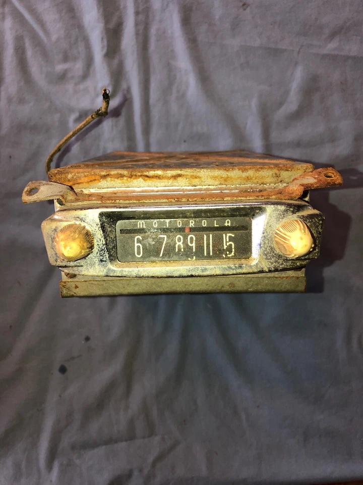 Radio Motorola De Colección Debajo del Tablero Modelo A T B Ford Rat Rod Buick Reo Chevy GMC Foto 2 de 4