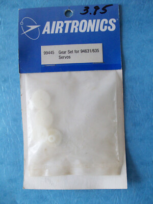 VINTAGE AIRTRONICS GEAR SET FOR 94631 & 94635 SERVO 99445 NIP