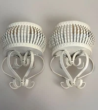 Set (2)White Metal Wall Pocket Hanging Planter Basket VTG Granny Chic Home Decor