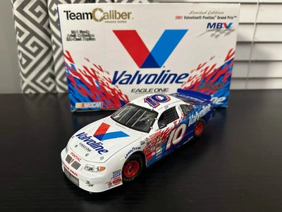 2001 Johnny Benson Valvoline Pontiac 1/24 NASCAR diecast