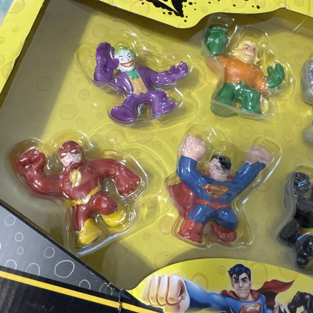 Goo JIT Zu - DC Minis S1 8-Pack (41334) **BRAND NEW** Tears On Box