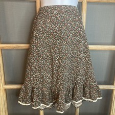 Vintage HandMade Women's Black Floral Skirt No Labels Ruffle Bottom 32x24 Boho