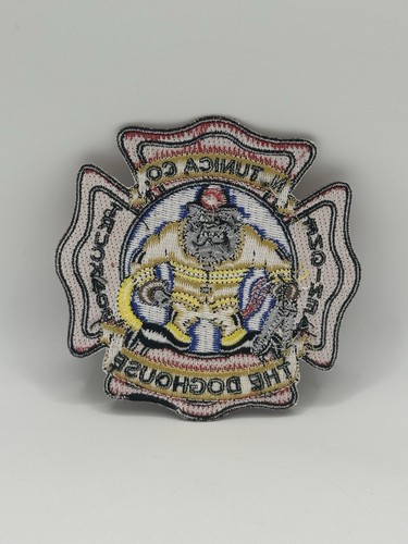 Mississippi North Tunica Fire Dept Patch The Doghouse Engine 4 Truck 405 Rare - Picture 3 of 3